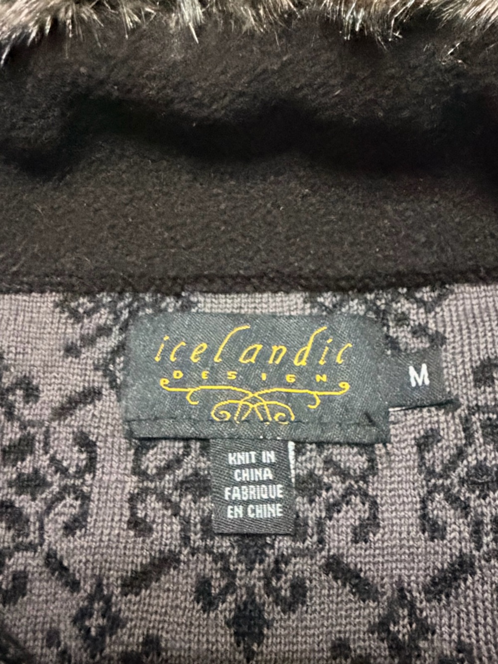 Black Embroidered Floral Zip-Up Fleece Sweater Jacket w Faux Fur Collar - Picture 5 of 10